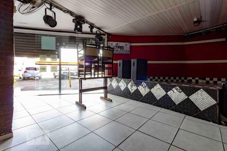 Casa à venda com 550m², 6 quartos e 4 vagasSala