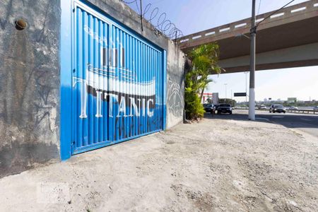 Casa à venda com 550m², 6 quartos e 4 vagasFachada