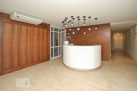Hall de entrada de kitnet/studio para alugar com 1 quarto, 42m² em Pinheiros, São Paulo