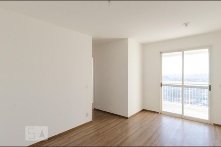Sala de apartamento à venda com 3 quartos, 67m² em Piraporinha, Diadema