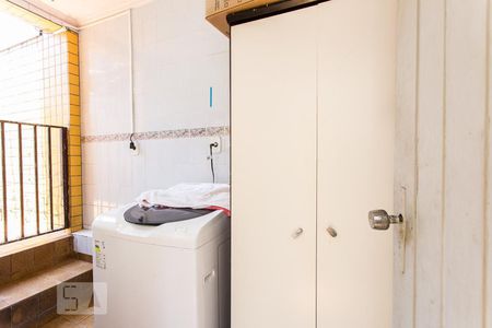 Casa à venda com 370m², 4 quartos e 3 vagasÁrea de Serviço