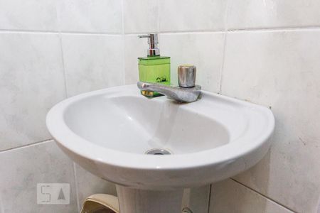 Casa à venda com 370m², 4 quartos e 3 vagasBanheiro Social