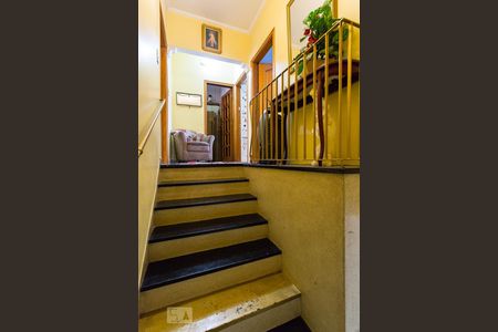 Escada de casa à venda com 4 quartos, 370m² em Vila Prudente, São Paulo