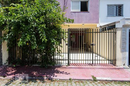 Casa à venda com 370m², 4 quartos e 3 vagasFachada