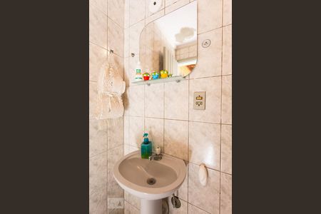 Casa à venda com 370m², 4 quartos e 3 vagasBanheiro de Serviço