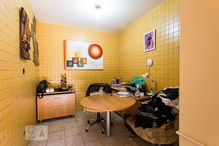 Casa à venda com 370m², 4 quartos e 3 vagasQuarto de Serviço