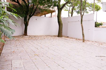 Apartamento à venda com 76m², 2 quartos e sem vaga Apartamento à venda com 76m², 2 quartos e sem vagaÁrea Comum - Lazer