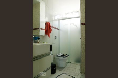 Apartamento à venda com 76m², 2 quartos e sem vaga Apartamento à venda com 76m², 2 quartos e sem vagaBanheiro