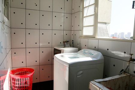 Apartamento à venda com 76m², 2 quartos e sem vaga Apartamento à venda com 76m², 2 quartos e sem vagaÁrea de Serviço