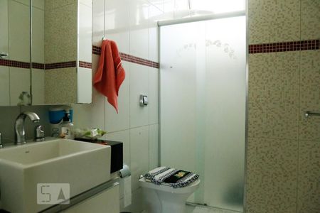 Apartamento à venda com 76m², 2 quartos e sem vaga Apartamento à venda com 76m², 2 quartos e sem vagaBanheiro
