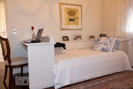 Apartamento à venda com 272m², 4 quartos e 5 vagasSuíte 1