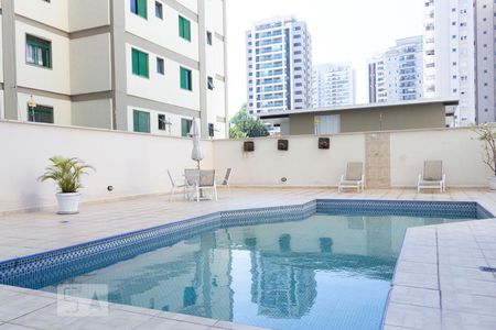 Apartamento à venda com 272m², 4 quartos e 5 vagasPiscina