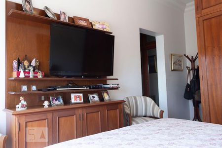 Apartamento à venda com 272m², 4 quartos e 5 vagasSuíte 3