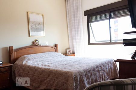 Apartamento à venda com 272m², 4 quartos e 5 vagasSuíte 3