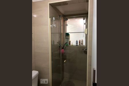 Apartamento à venda com 94m², 2 quartos e 1 vaga Apartamento à venda com 94m², 2 quartos e 1 vagaBanheiro da Suíte