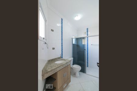 Casa à venda com 210m², 3 quartos e 4 vagasBanheiro da Suíte 1