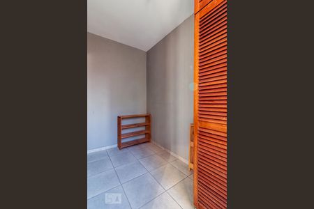 Apartamento para alugar com 68m², 2 quartos e sem vagaQuarto de Serviço