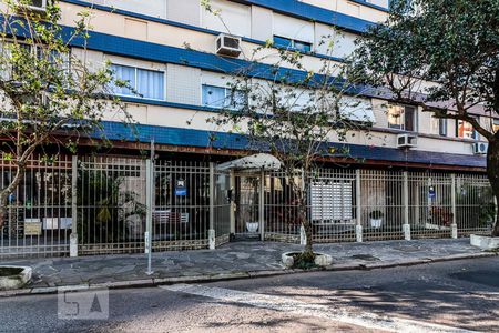 Apartamento para alugar com 68m², 2 quartos e sem vagaFachada