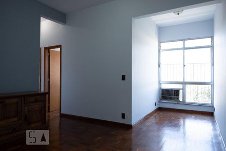 Sala de apartamento para alugar com 3 quartos, 87m² em Vila Isabel, Rio de Janeiro