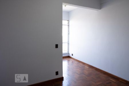 Sala de apartamento para alugar com 3 quartos, 87m² em Vila Isabel, Rio de Janeiro