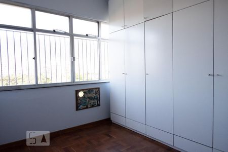 Quarto 1 de apartamento para alugar com 3 quartos, 87m² em Vila Isabel, Rio de Janeiro