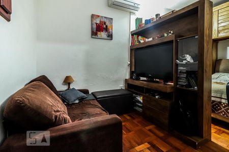 Sala de apartamento para alugar com 1 quarto, 29m² em Menino Deus, Porto Alegre