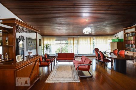 Sala de casa para alugar com 4 quartos, 500m² em Vila Ida, São Paulo