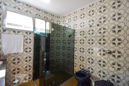 Casa para alugar com 500m², 4 quartos e 6 vagasSuíte 2 - banheiro