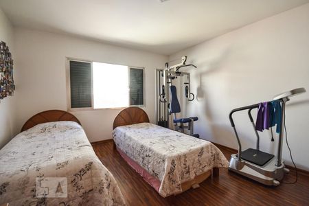 Casa para alugar com 500m², 4 quartos e 6 vagasSuíte 1