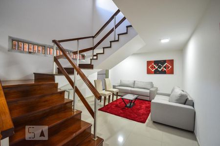 Casa para alugar com 500m², 4 quartos e 6 vagasHall de entrada