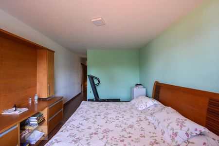 Casa para alugar com 500m², 4 quartos e 6 vagasSuíte 3