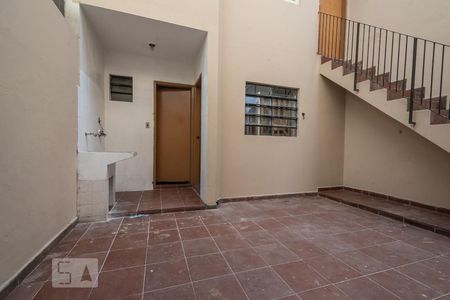 Casa à venda com 150m², 3 quartos e 2 vagas Casa à venda com 150m², 3 quartos e 2 vagasQuintal