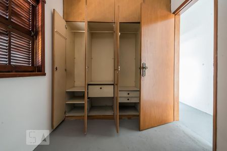 Casa à venda com 150m², 3 quartos e 2 vagas Casa à venda com 150m², 3 quartos e 2 vagasQuarto 2