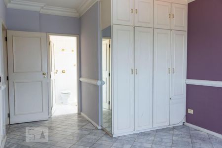 Apartamento à venda com 200m², 4 quartos e 2 vagas Suíte 2