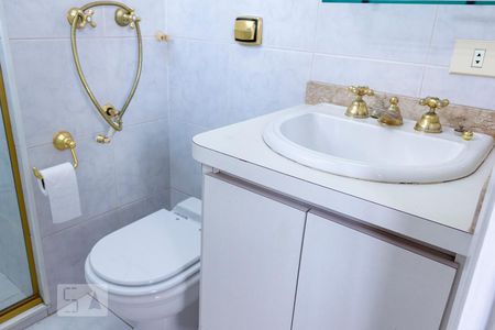 Apartamento à venda com 200m², 4 quartos e 2 vagasBanheiro da Suíte 1