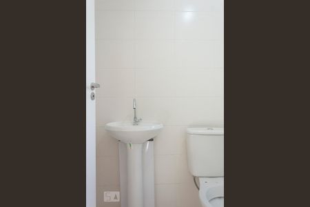 Banheiro  de apartamento para alugar com 2 quartos, 42m² em Jardim Parque Morumbi, São Paulo