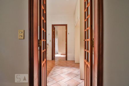 Casa para alugar com 449m², 4 quartos e 6 vagas