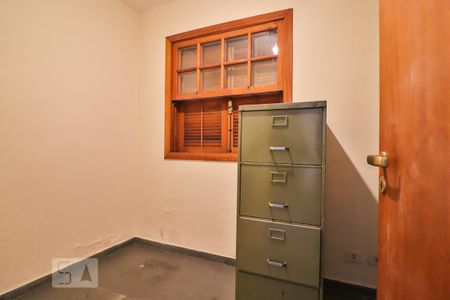 Casa para alugar com 449m², 4 quartos e 6 vagas