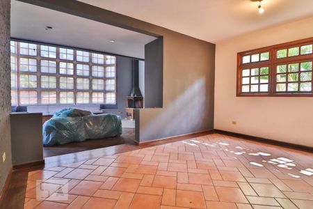 Casa para alugar com 449m², 4 quartos e 6 vagas
