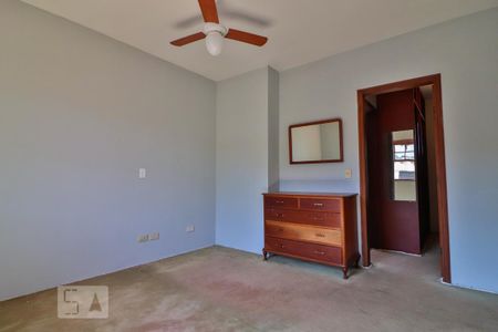 Casa para alugar com 449m², 4 quartos e 6 vagas