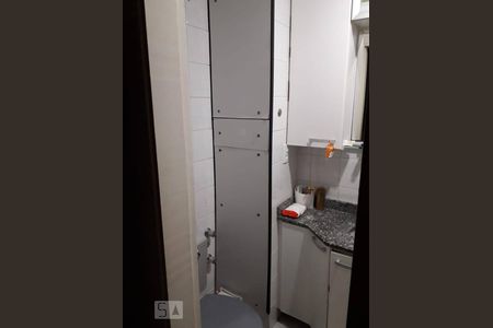 Banheiro   de apartamento para alugar com 3 quartos, 69m² em Vila Valparaíso, Santo André