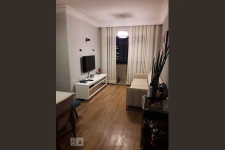 Sala de apartamento para alugar com 3 quartos, 69m² em Vila Valparaíso, Santo André
