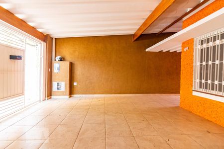 Casa à venda com 160m², 2 quartos e 2 vagasGaragem