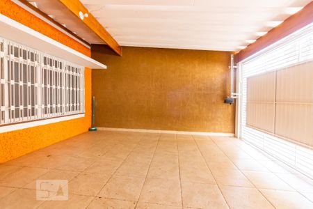 Casa à venda com 160m², 2 quartos e 2 vagasGaragem