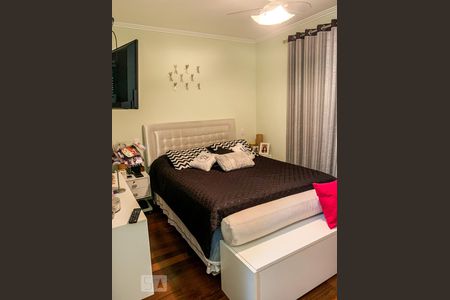 Casa à venda com 220m², 3 quartos e 4 vagasQuarto 1 Suíte