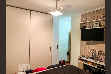 Casa à venda com 220m², 3 quartos e 4 vagasQuarto 1 Suíte