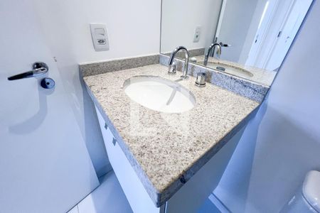 Apartamento à venda com 62m², 2 quartos e 1 vagaBanheiro Social