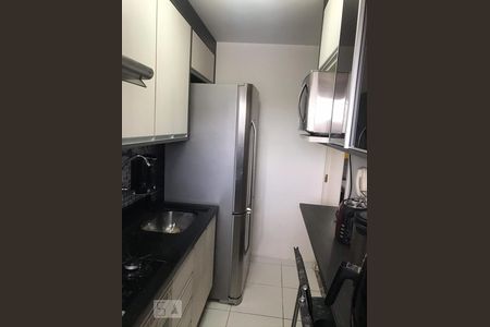 Apartamento à venda com 48m², 2 quartos e 1 vagaCozinha