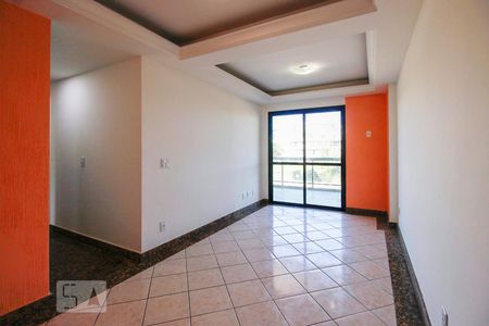 Sala de apartamento para alugar com 3 quartos, 80m² em Recreio dos Bandeirantes, Rio de Janeiro