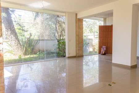 Sala de casa à venda com 4 quartos, 400m² em Jardim Morumbi, São Paulo